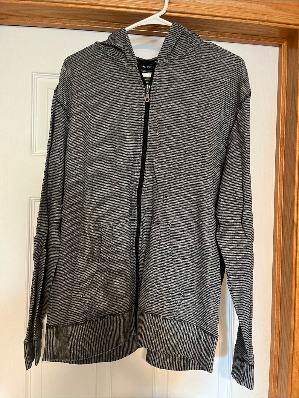 Apt. 9 Men's Black and Gray Striped Zip-Up Hoodie